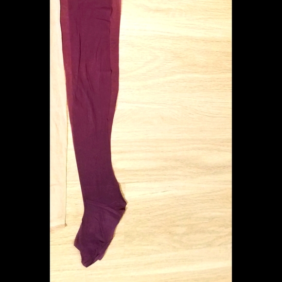 Christian Dior L' Allure Ultrasheer Pantyhose - Picture 1 of 5